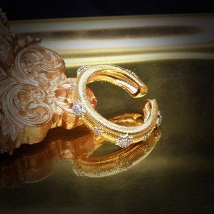 Artistic retro ring opening